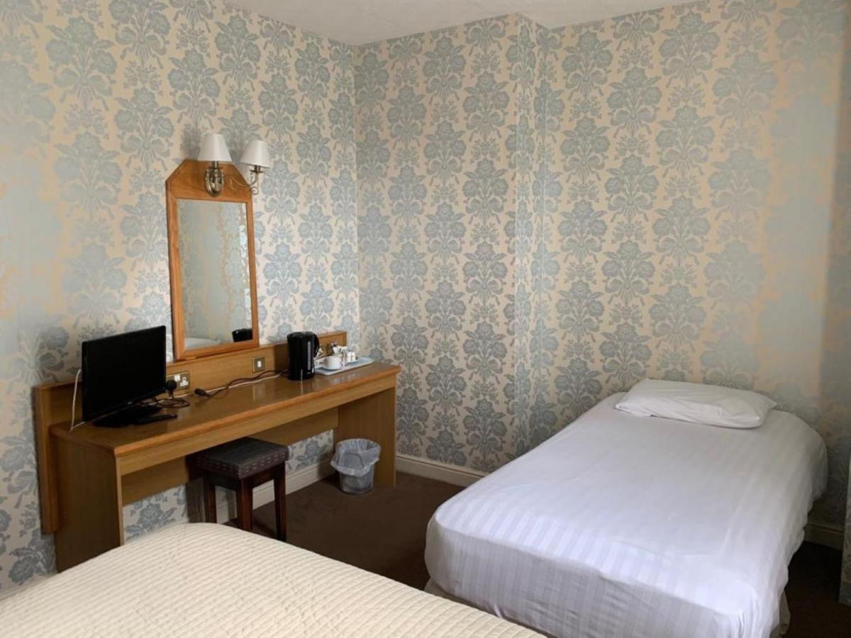 Waterford Lodge Hotel Морпет Екстериор снимка