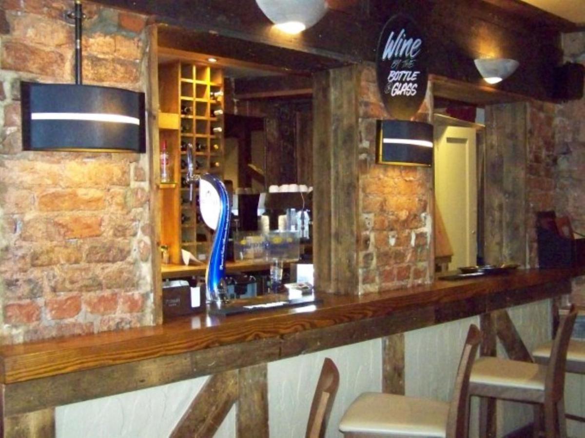 Waterford Lodge Hotel Морпет Екстериор снимка
